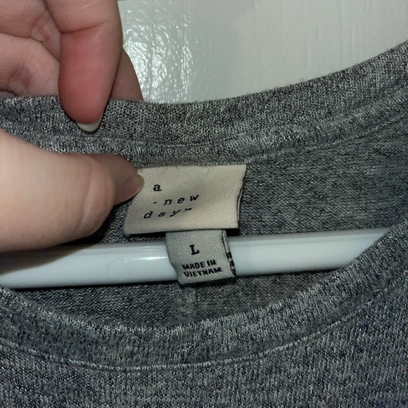 Muscle Tank - Picture 2 of 2